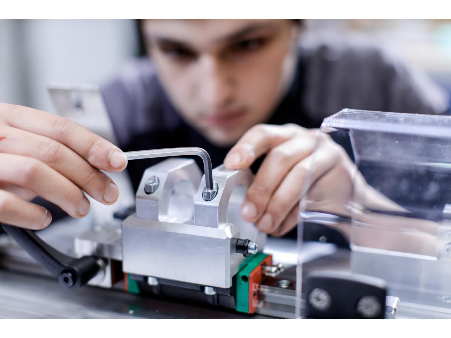 precise manual tightening of joints on TIYO products precise manual tightening of joints on TIYO products