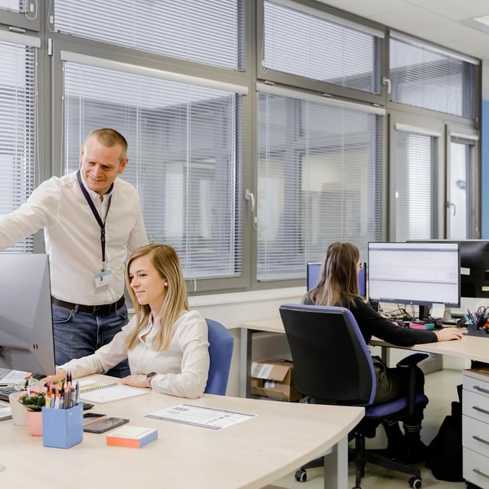 expert staff in the TIYO laboratory office