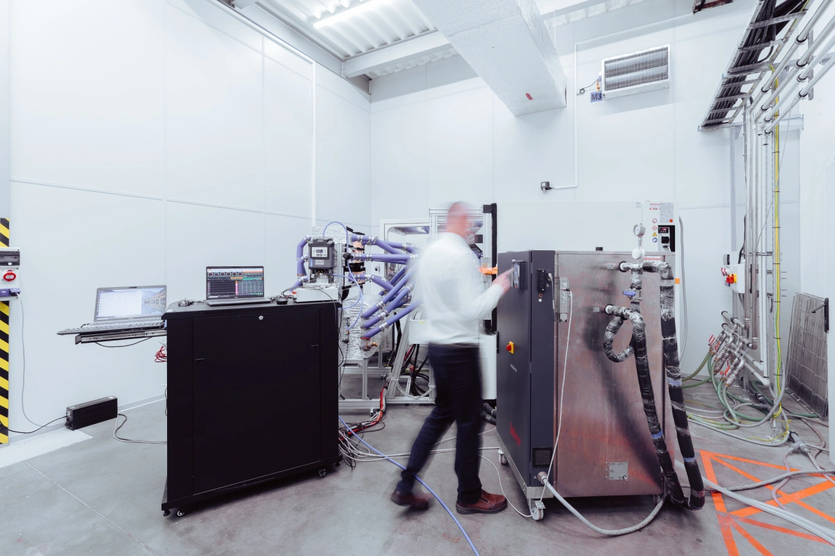 Mechatronic Component Testing | Systems up to 72 kW