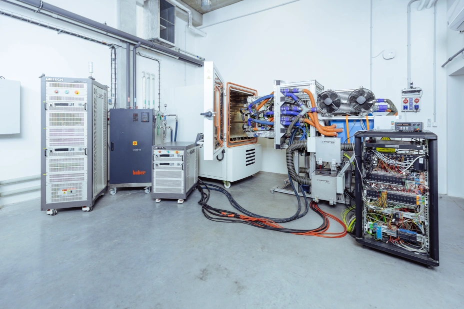 professional Tiyo laboratory equipment for system testing of mechatronic components