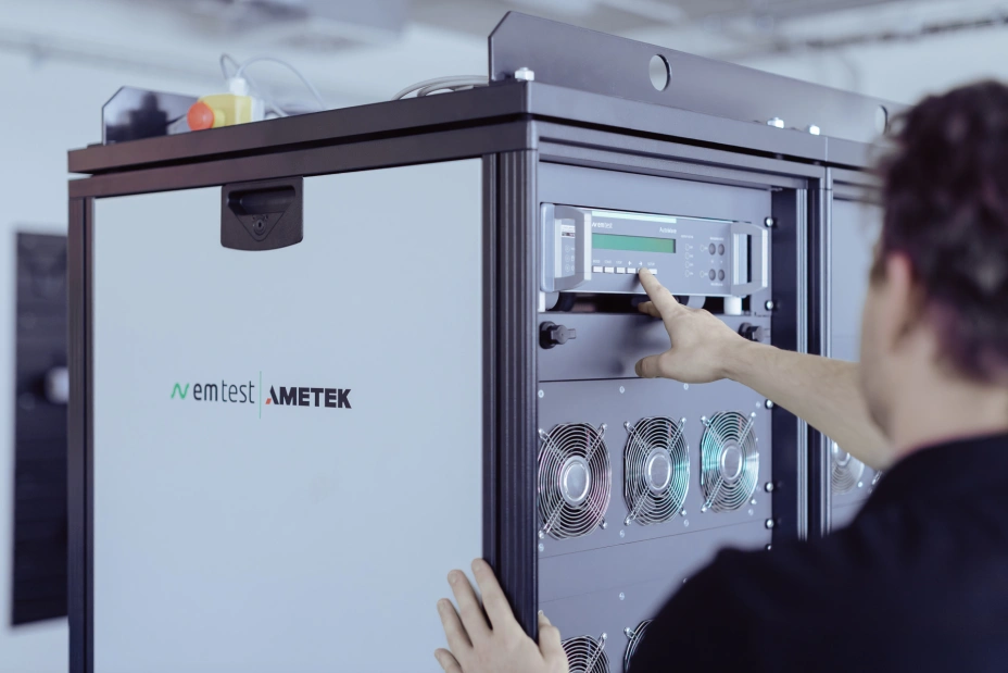 professional equipment for carrying out high-voltage electrical tests