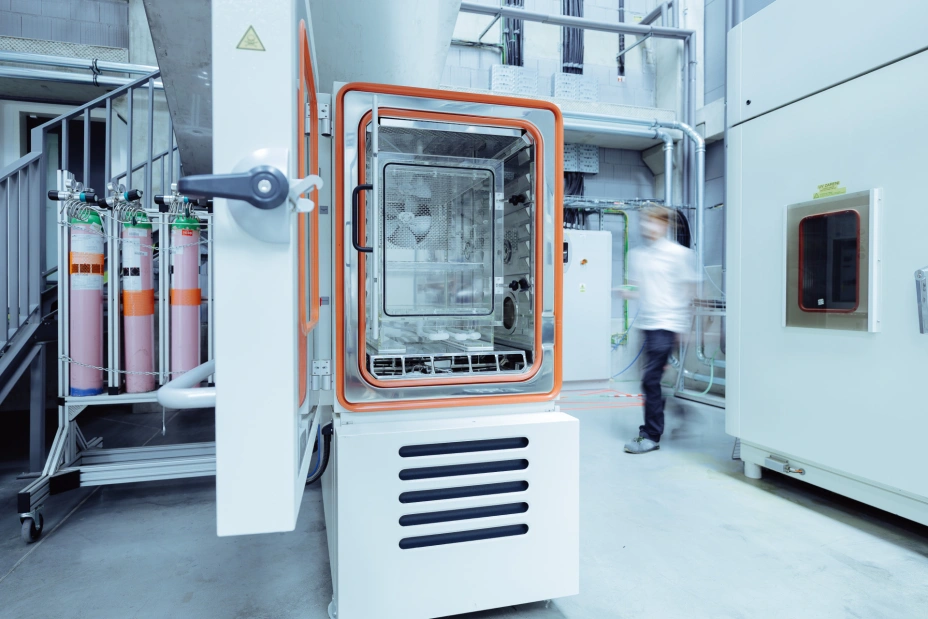 A look at TIYO's state-of-the-art corrosion testing laboratory equipment